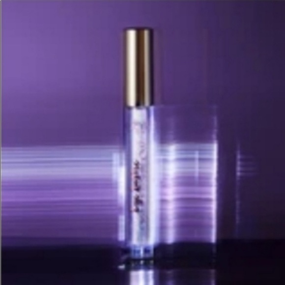 EYE LUSTRE-GLITTER LIQUID SHADOW TOPPER IN SHADE “CUPID” - Picture 2 of 7